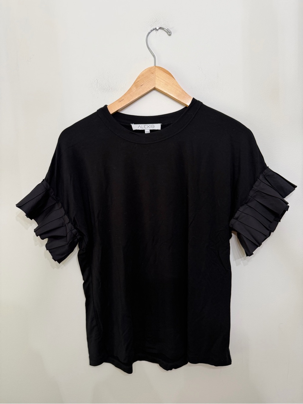 Alexis Terra Flutter Sleeve Crew Neck Tshirt Black Ruffle Workwear Women’s XS